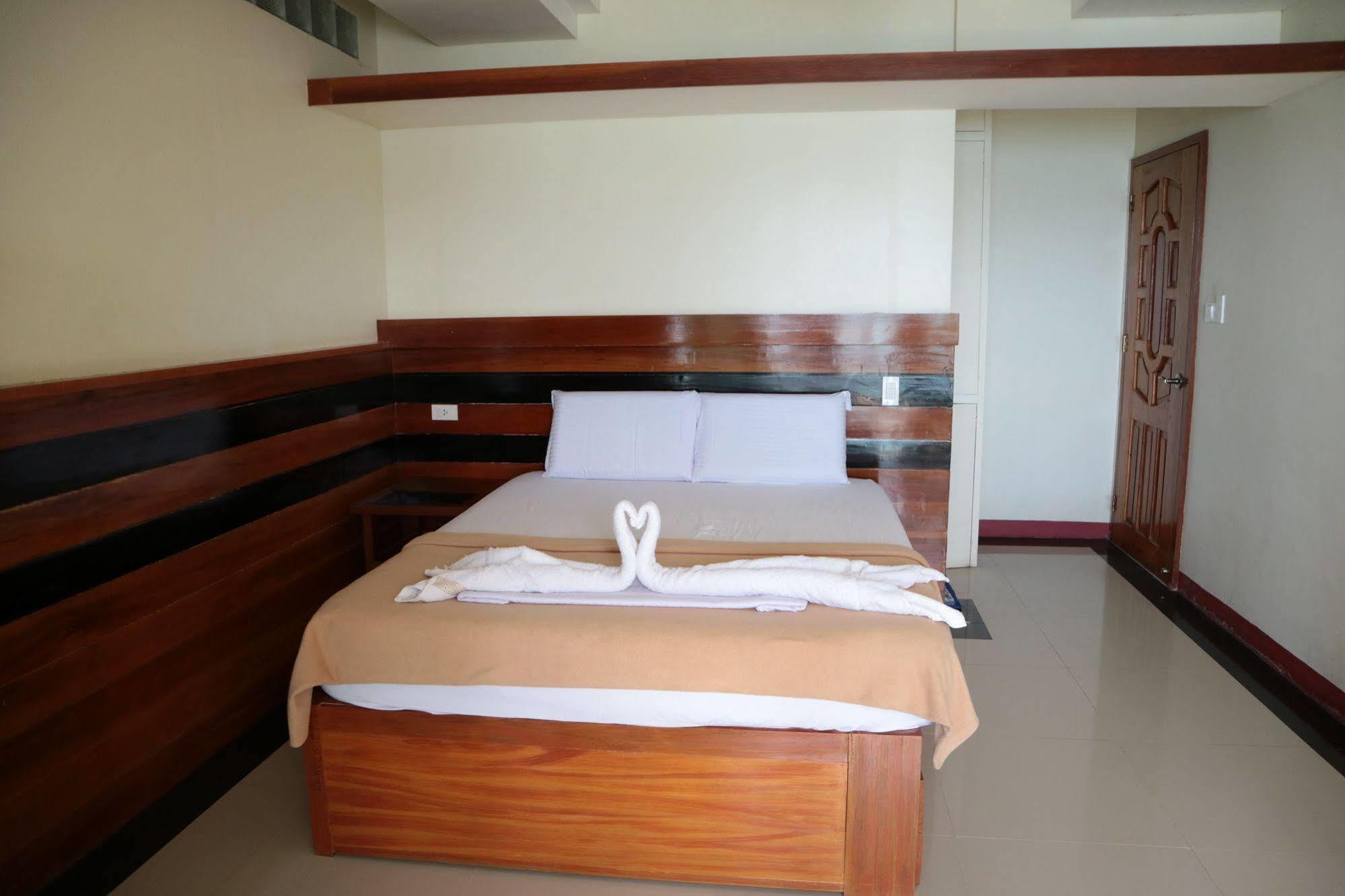 Rainforest Beach Hotel Эль-Нидо Экстерьер фото