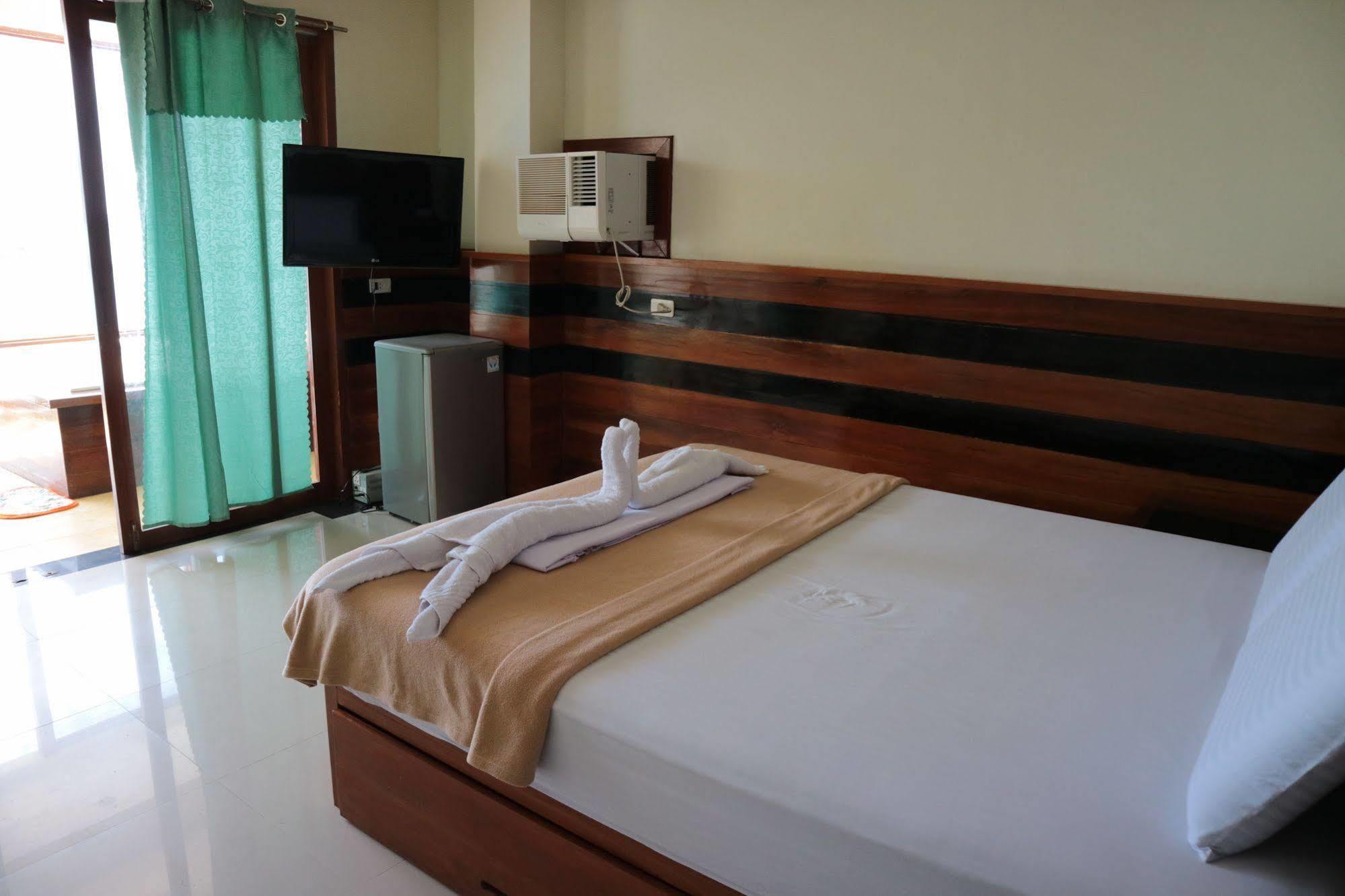 Rainforest Beach Hotel Эль-Нидо Экстерьер фото