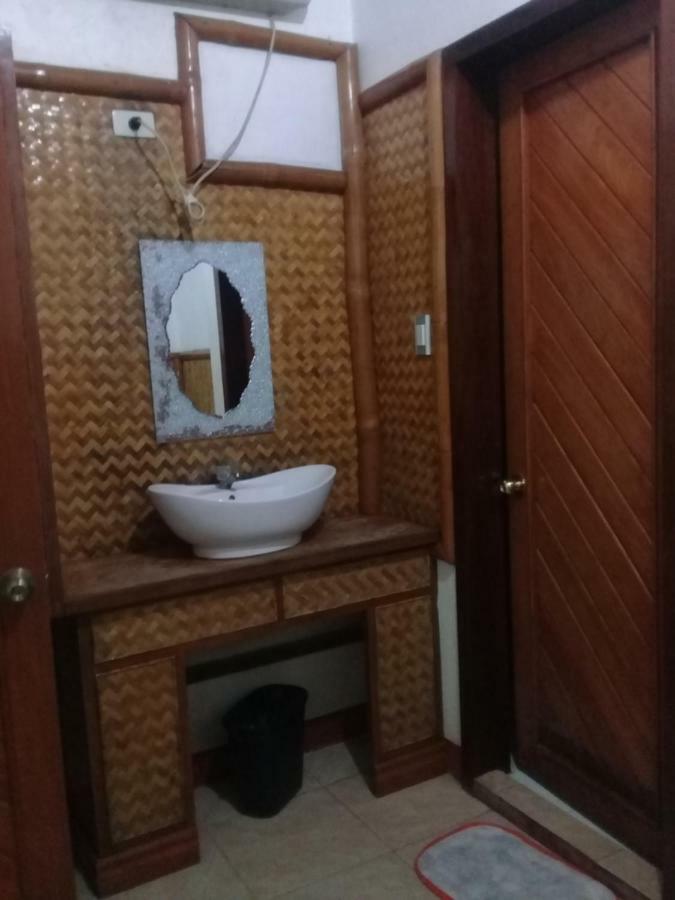 Rainforest Beach Hotel Эль-Нидо Экстерьер фото